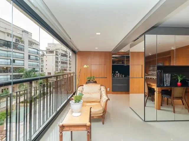 Apartamento 3 quartos e 6 banheiros, à venda, no bairro Ecoville em Curitiba