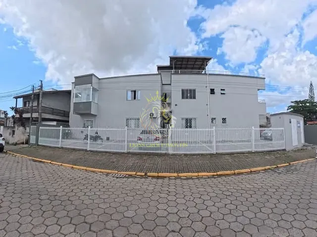Apartamento 1 quarto e 1 banheiro, à venda, no bairro Santa Regina em Camboriú