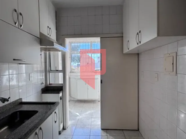 Apartamento 2 quartos e 1 banheiro, para alugar, no bairro Caiçaras em Belo Horizonte