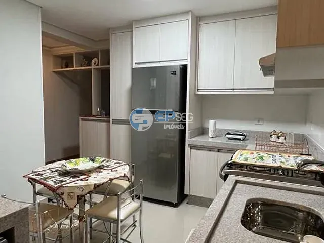 Apartamento 3 quartos e 2 banheiros, à venda, no bairro Antares em Londrina