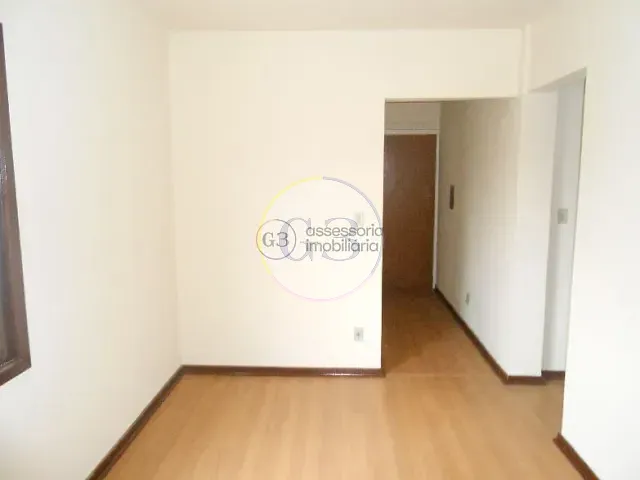Apartamento 2 quartos e 1 banheiro, para alugar, no bairro Centro em Rio Grande