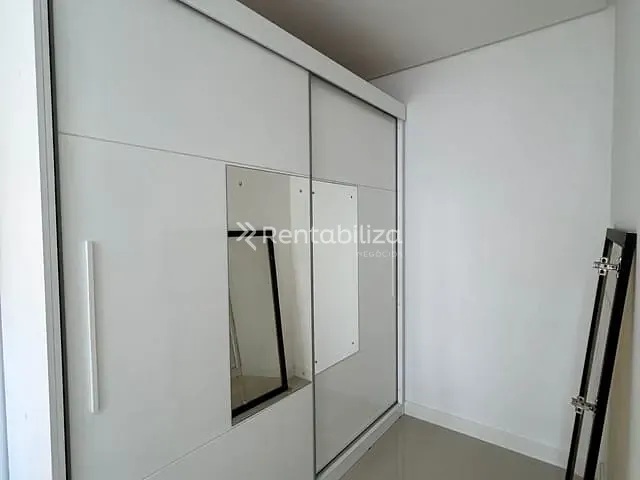 Apartamento 3 quartos e 4 banheiros, à venda, no bairro Meia Praia em Itapema