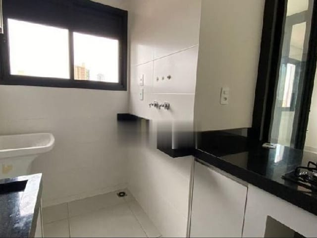 Apartamento com 105m² 2 quartos e 2 banheiros, à venda, no bairro Centro em Cambé