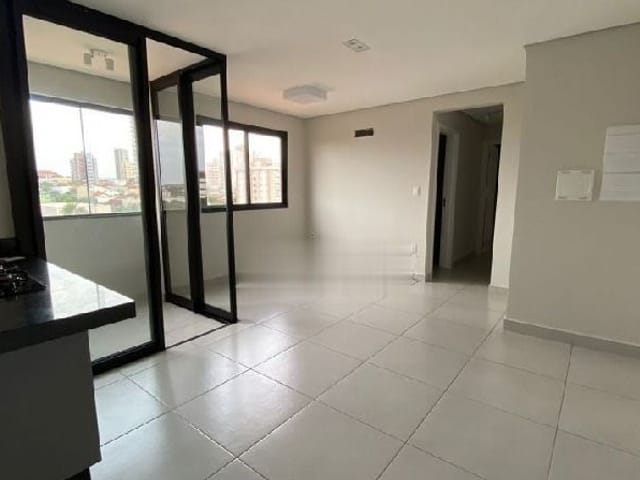 Apartamento com 105m² 2 quartos e 2 banheiros, à venda, no bairro Centro em Cambé