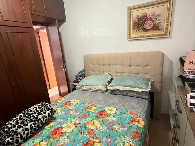 Apartamento com 80m² 2 quartos e 1 banheiro, à venda, no bairro Andrade em Londrina