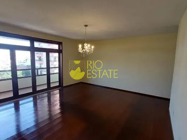 Apartamento 3 quartos e 2 banheiros, à venda, no bairro Centro em Resende
