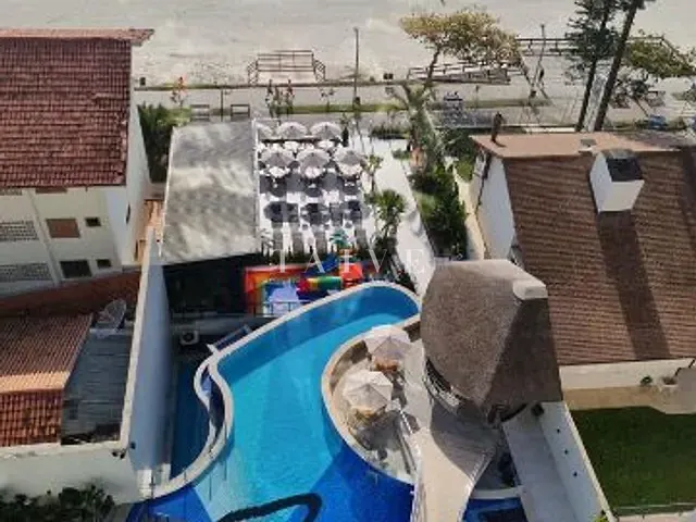 Apartamento com 850m² 5 quartos e 5 banheiros, à venda, no bairro Meia Praia em Itapema