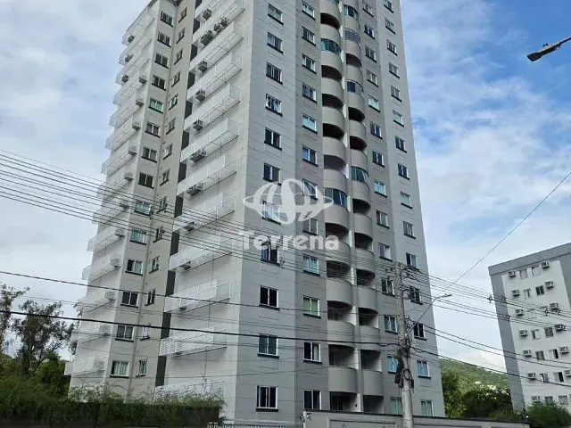 Apartamento com 120m² 3 quartos e 2 banheiros, para alugar, no bairro Valparaíso em Blumenau