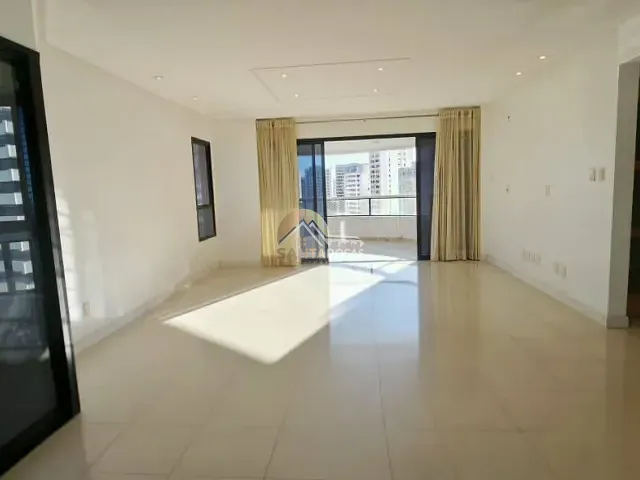 Apartamento 4 quartos e 5 banheiros, à venda, no bairro Graça em Salvador