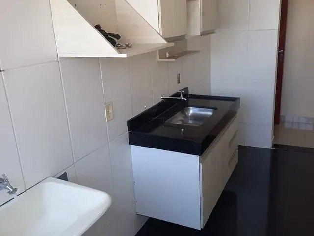 Apartamento 2 quartos e 1 banheiro, à venda, no bairro Parque dos Rodoviarios em Campos dos Goytacazes