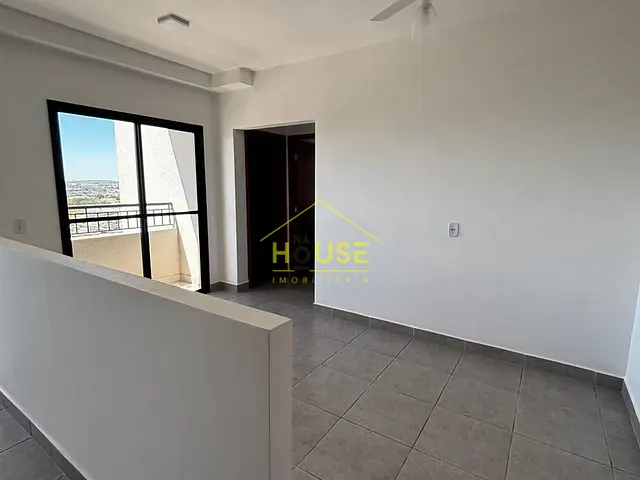 Apartamento 2 quartos e 1 banheiro, para alugar, no bairro Parque Industrial I em Votuporanga