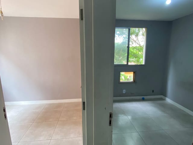 Apartamento 2 quartos e 1 banheiro, à venda, no bairro Paciência em Rio de Janeiro