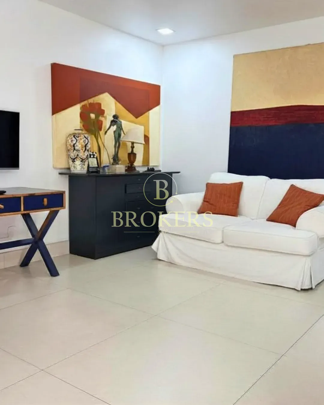 Pronto para rentabilizar - apartamento à venda em localização imbatível entre Ipanema e Copacabana: 2 quartos mobiliado a passos da praia!