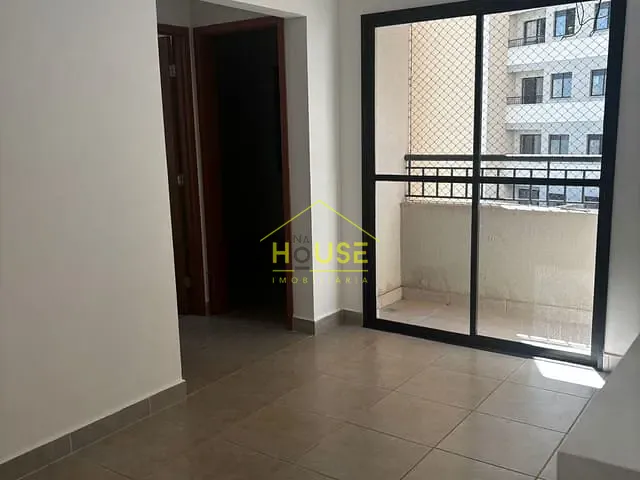 Apartamento 2 quartos e 1 banheiro, para alugar, no bairro Parque Industrial I em Votuporanga