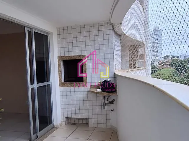 Apartamento com 155m² 3 quartos e 2 banheiros, à venda, no bairro Quilombo em Cuiabá