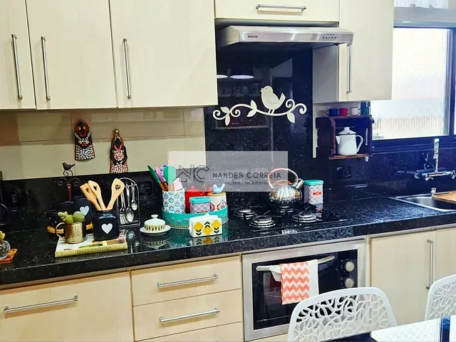 Apartamento 3 quartos e 3 banheiros, à venda, no bairro Centro em Londrina