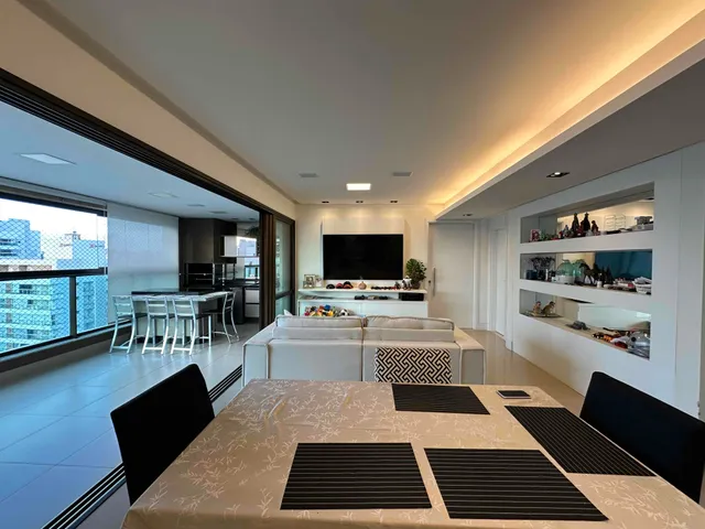 Apartamento com 10m² 3 quartos e 4 banheiros, à venda, no bairro Gleba Palhano em Londrina