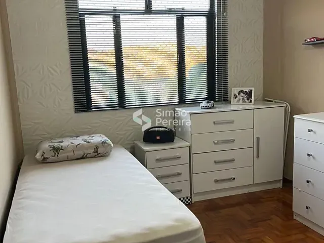 Apartamento 2 quartos e 1 banheiro, à venda, no bairro Grajaú em Juiz de Fora