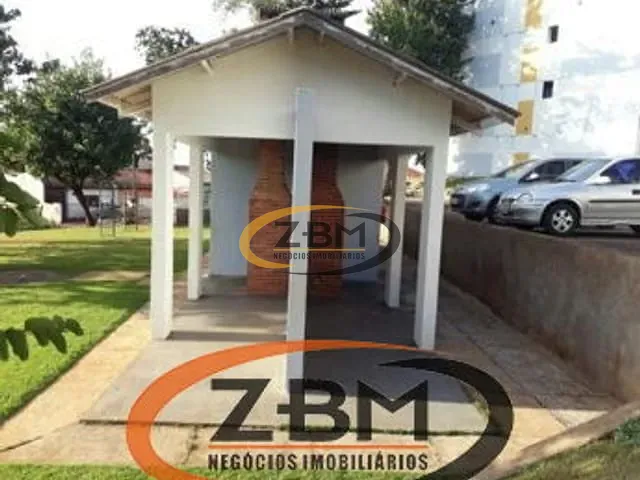 Apartamento 2 quartos e 1 banheiro, à venda, no bairro Jardim Strass em Londrina
