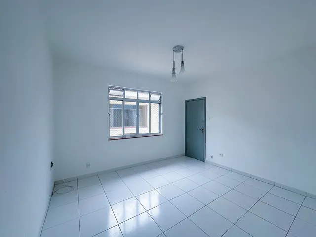 Apartamento 2 quartos e 1 banheiro, para alugar, no bairro Boqueirão em Santos