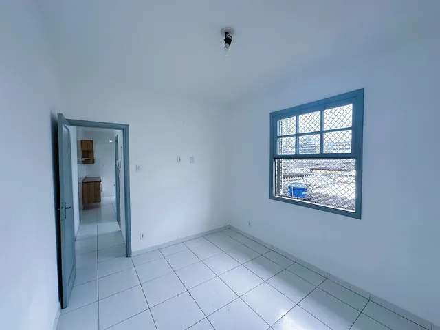 Apartamento 2 quartos e 1 banheiro, para alugar, no bairro Boqueirão em Santos