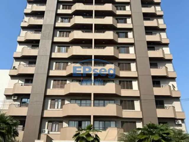 Apartamento com 371m² 4 quartos e 2 banheiros, à venda, no bairro Centro em Arapongas
