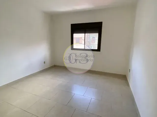 Apartamento 2 quartos e 1 banheiro, para alugar, no bairro Centro em Rio Grande