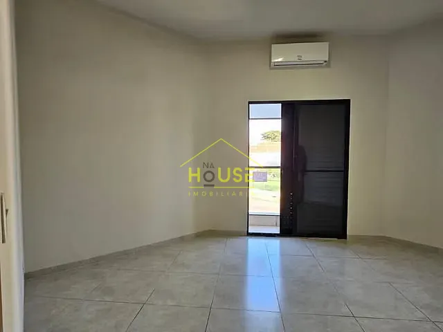 Apartamento com 81m² 1 quarto e 1 banheiro, para alugar, no bairro Centro em Fernandópolis
