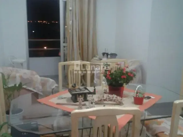 Apartamento 2 quartos e 1 banheiro, à venda, no bairro Alto Ipiranga em Mogi das Cruzes