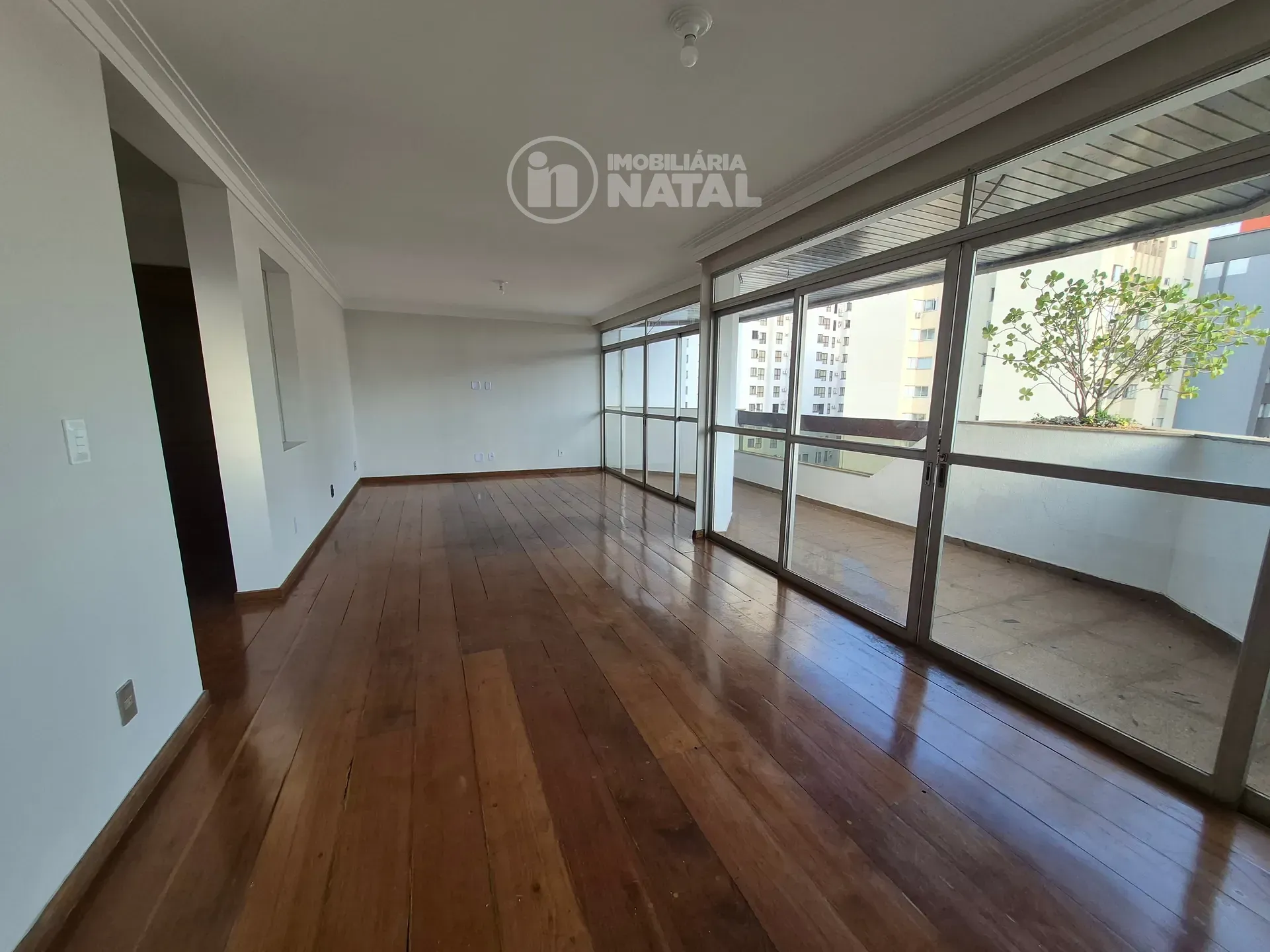 Apartamento, 4 quartos, 213 m² - Foto 9