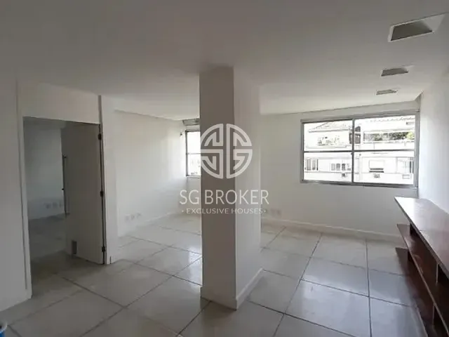 Apartamento 2 quartos e 2 banheiros, à venda, no bairro Leblon em Rio de Janeiro