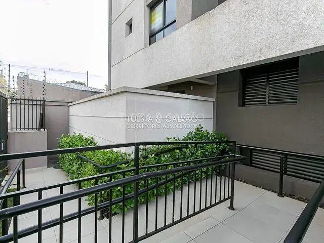 Apartamento com 54m² 2 quartos e 1 banheiro, à venda, no bairro Alto da Rua XV em Curitiba