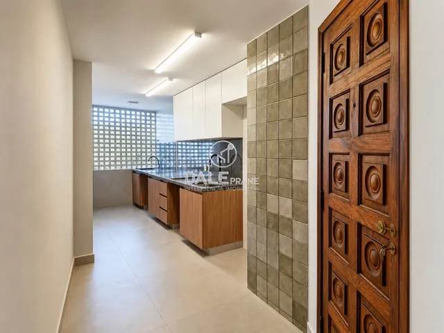 Apartamento 3 quartos e 4 banheiros, à venda, no bairro Asa Norte em Brasília