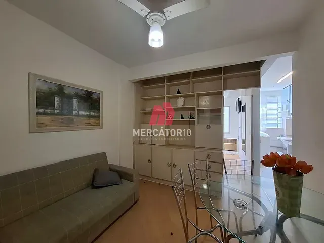 Apartamento 1 quarto e 1 banheiro, para alugar, no bairro Centro em Blumenau