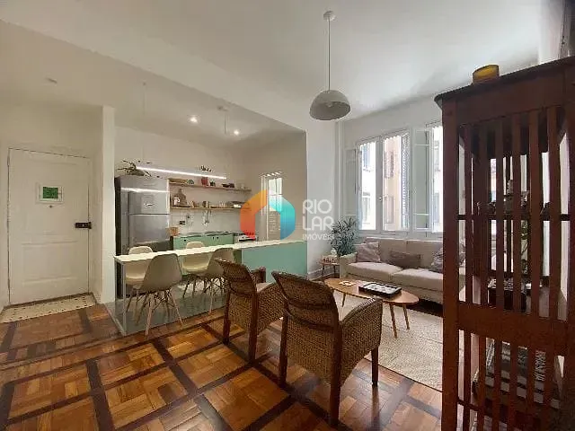 Apartamento com 67m² 2 quartos e 1 banheiro, à venda, no bairro Centro em Rio de Janeiro
