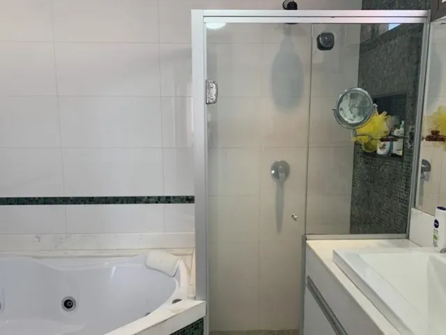 Apartamento 3 quartos e 5 banheiros, à venda, no bairro Vila Gilda em Santo André