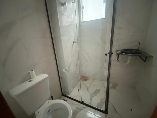 Apartamento 2 quartos e 1 banheiro, para alugar, no bairro Residencial Greenville em Poços de Caldas