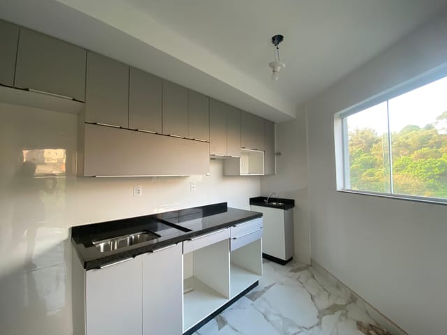 Apartamento 2 quartos e 1 banheiro, para alugar, no bairro Residencial Greenville em Poços de Caldas