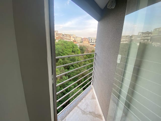 Apartamento 2 quartos e 1 banheiro, para alugar, no bairro Residencial Greenville em Poços de Caldas