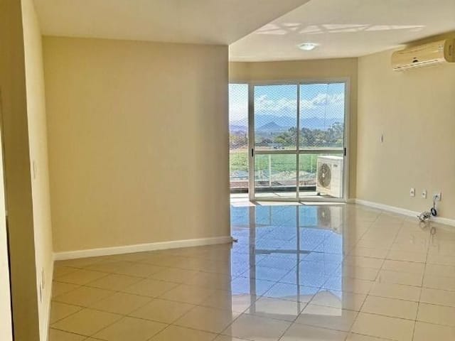 Apartamento com 133m² 3 quartos e 3 banheiros, à venda, no bairro Glória em Macaé