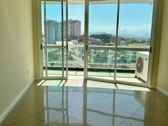 Apartamento com 133m² 3 quartos e 3 banheiros, à venda, no bairro Glória em Macaé