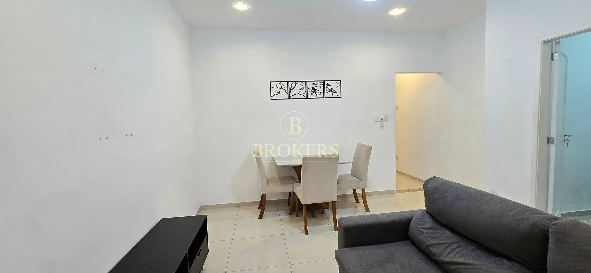 Apartamento modernizado com varanda, 3 quartos, suíte à venda na Rua Sorocaba, Botafogo, RJ!
