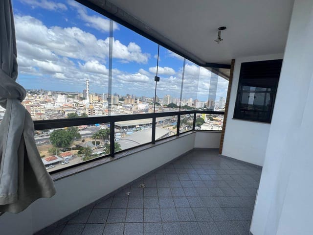 Apartamento 2 quartos e 2 banheiros, à venda, no bairro Centro em Campos dos Goytacazes