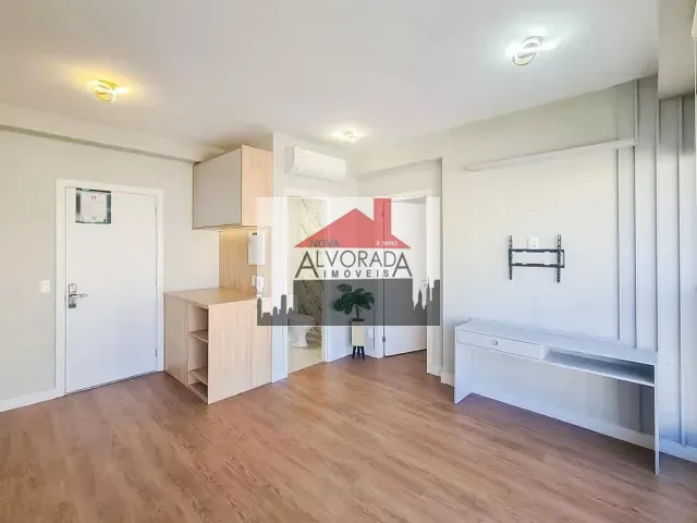 Apartamento 1 quarto e 2 banheiros, à venda ou para alugar, no bairro Pinheiros em São Paulo