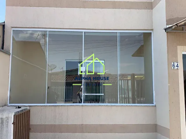 Apartamento com 80m² 2 quartos e 1 banheiro, à venda ou para alugar, no bairro Vista Alegre em Pindamonhangaba