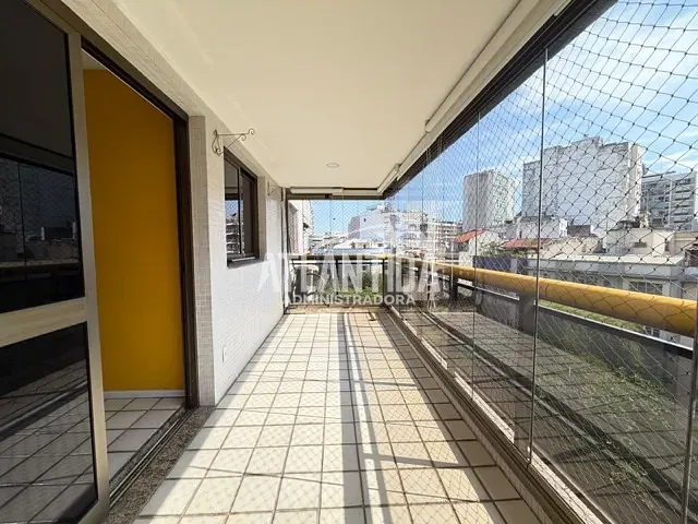 Apartamento com 80m² 2 quartos e 2 banheiros, à venda, no bairro Leblon em Rio de Janeiro