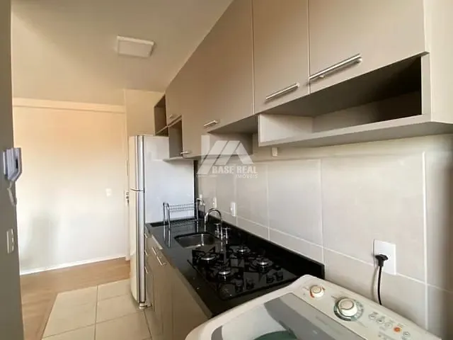 Apartamento com 65m² 3 quartos e 2 banheiros, à venda ou para alugar, no bairro Cidade dos Lagos em Guarapuava