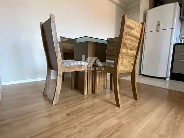 Apartamento com 65m² 3 quartos e 2 banheiros, à venda ou para alugar, no bairro Cidade dos Lagos em Guarapuava