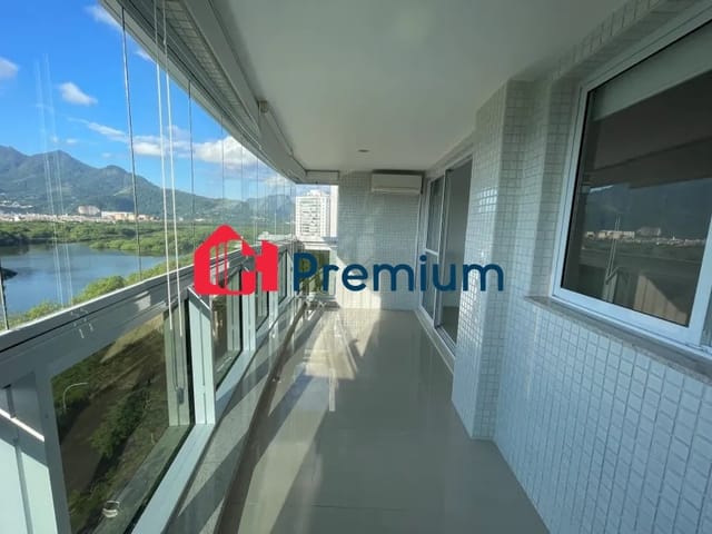 Apartamento 2 quartos e 2 banheiros, à venda, no bairro Barra da Tijuca em Rio de Janeiro