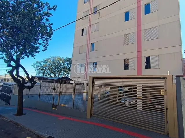 Apartamento com 80m² 1 quarto e 1 banheiro, para alugar, no bairro Centro em Londrina